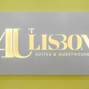 2* בית הארחה 4u Airport